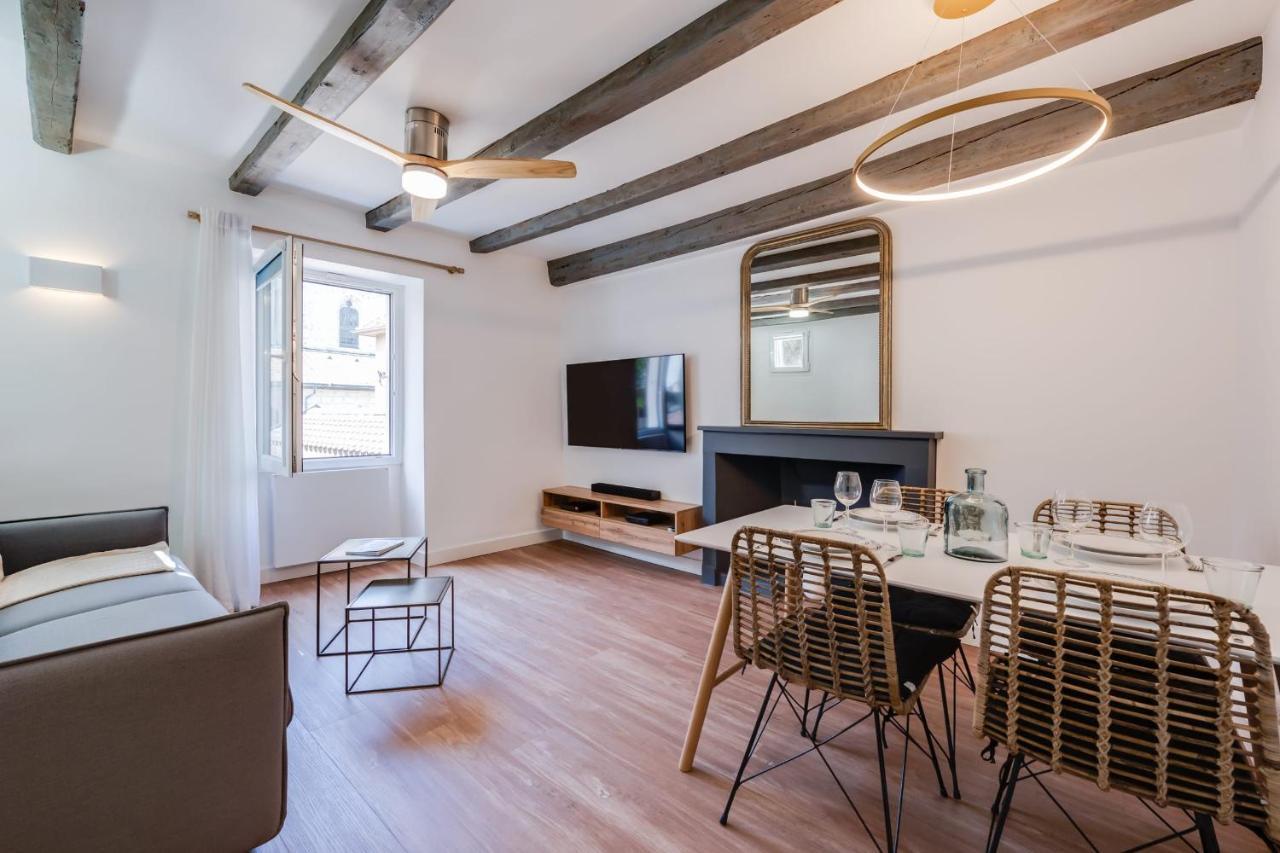 L'Escale Bleue - Apartment For 2 To 4 People In The Heart Of Annecy Bagian luar foto