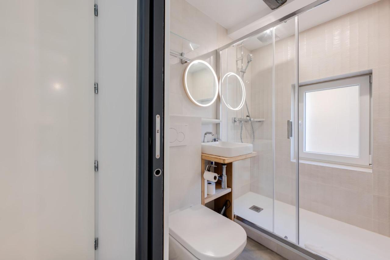 L'Escale Bleue - Apartment For 2 To 4 People In The Heart Of Annecy Bagian luar foto
