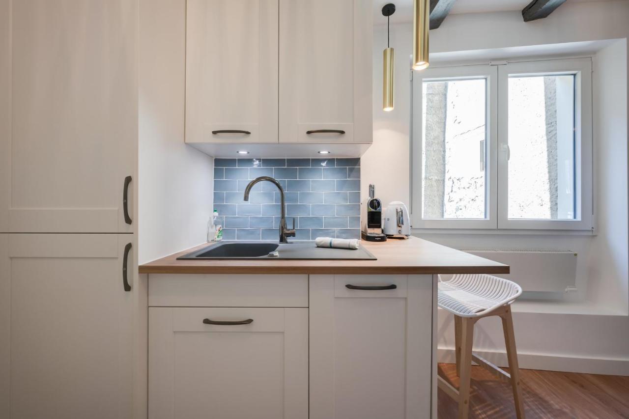 L'Escale Bleue - Apartment For 2 To 4 People In The Heart Of Annecy Bagian luar foto