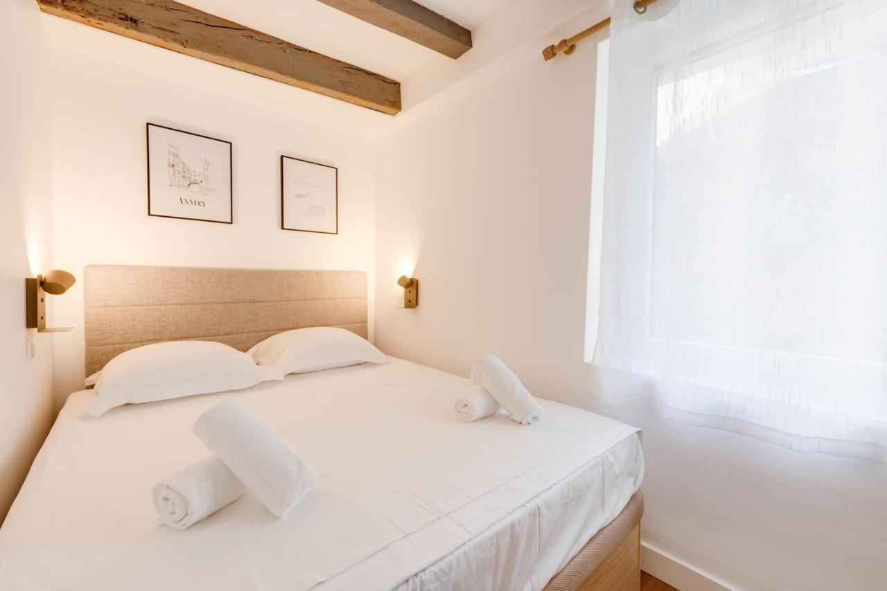 L'Escale Bleue - Apartment For 2 To 4 People In The Heart Of Annecy Bagian luar foto