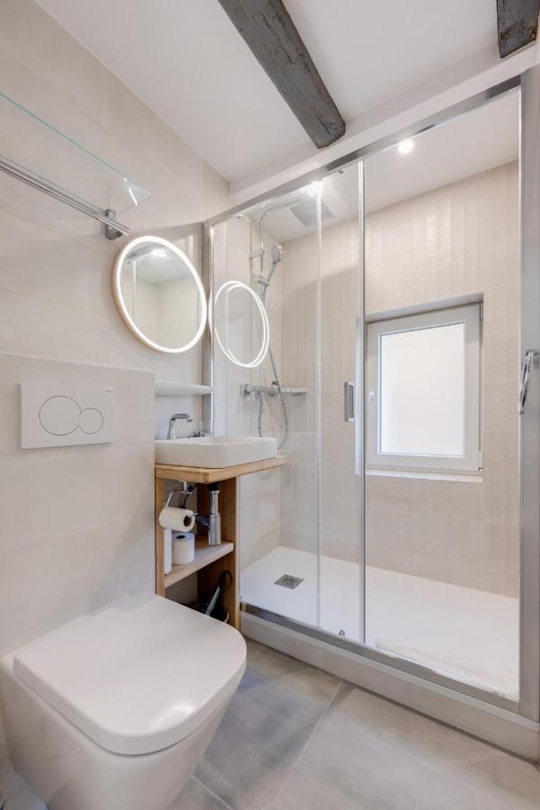 L'Escale Bleue - Apartment For 2 To 4 People In The Heart Of Annecy Bagian luar foto